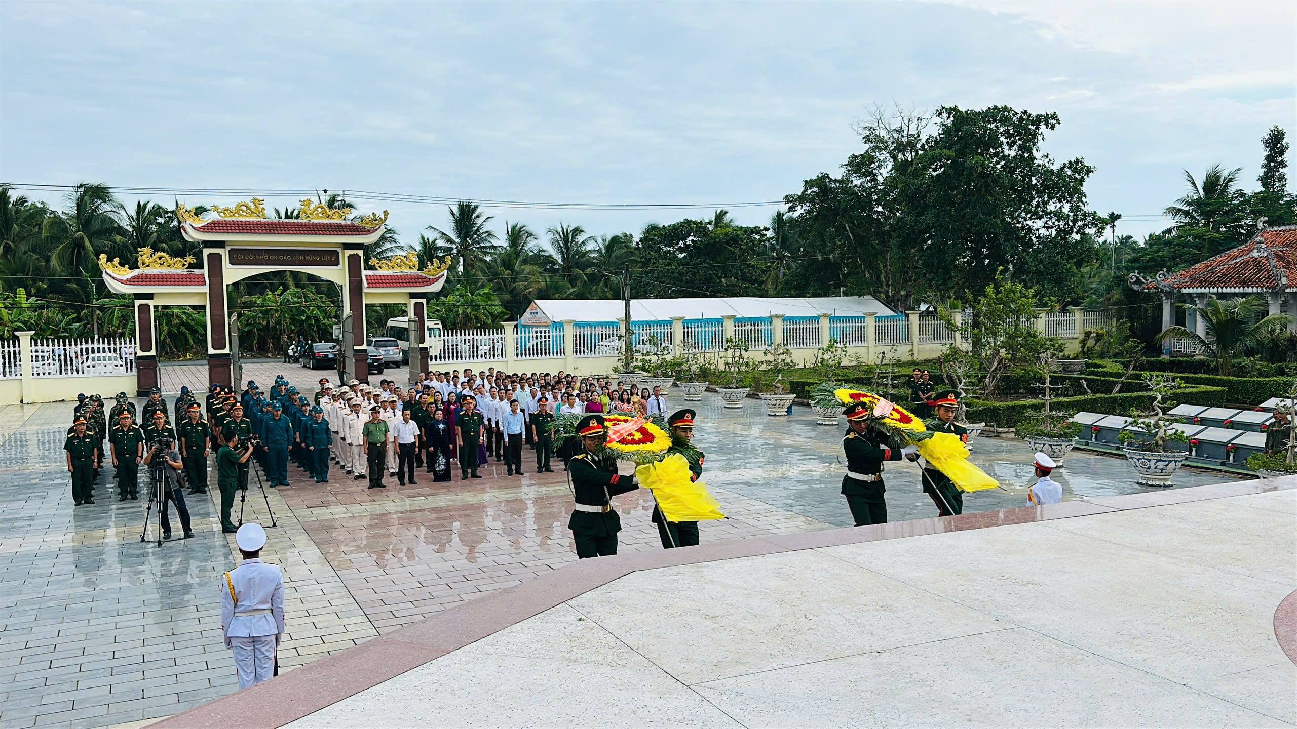 anh tin bai